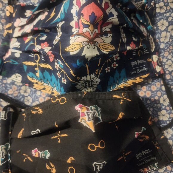 NWOT Vera Bradley Harry Potter Face Masks - Picture 2 of 3